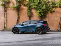 CUPRA Born Aurora Blue 11 Presse HQ oe